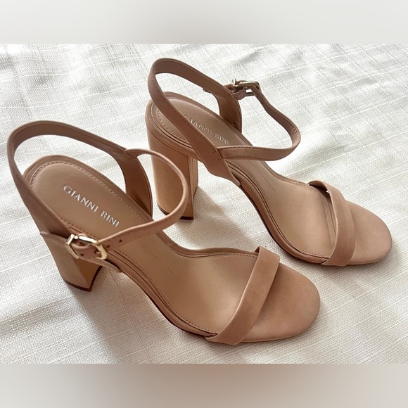 Gianni Bini Nude Strappy Heels Size 9.5 - Picture 1 of 6